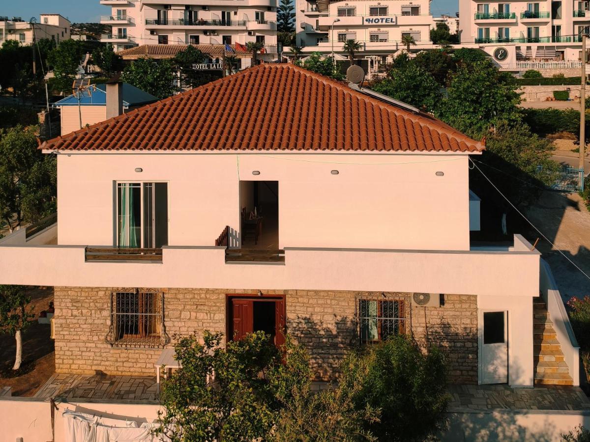Guesthouse Dollomaja Ksamil Esterno foto